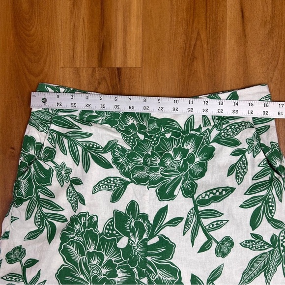 Christian Siriano Green and White Wide Leg pants Floral - Picture 3 of 9